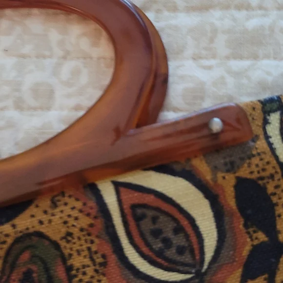Vintage Boho Purse with Tortoise Handles - Picture 12 of 13